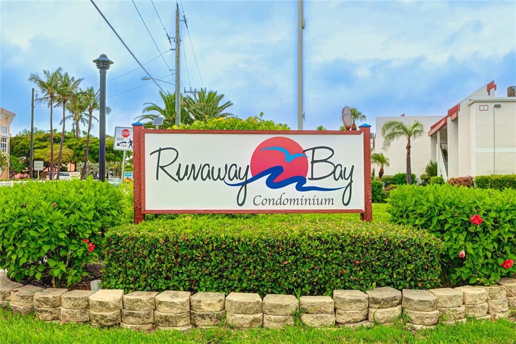 For Sale: $540,000 (2 beds, 2 baths, 1080 Square Feet)