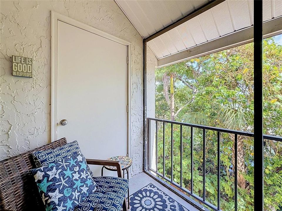 For Sale: $540,000 (2 beds, 2 baths, 1080 Square Feet)