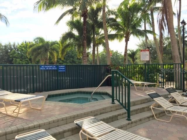For Rent: $1,800 (2 beds, 2 baths, 960 Square Feet)
