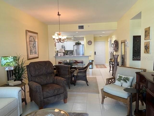 For Rent: $1,800 (2 beds, 2 baths, 960 Square Feet)