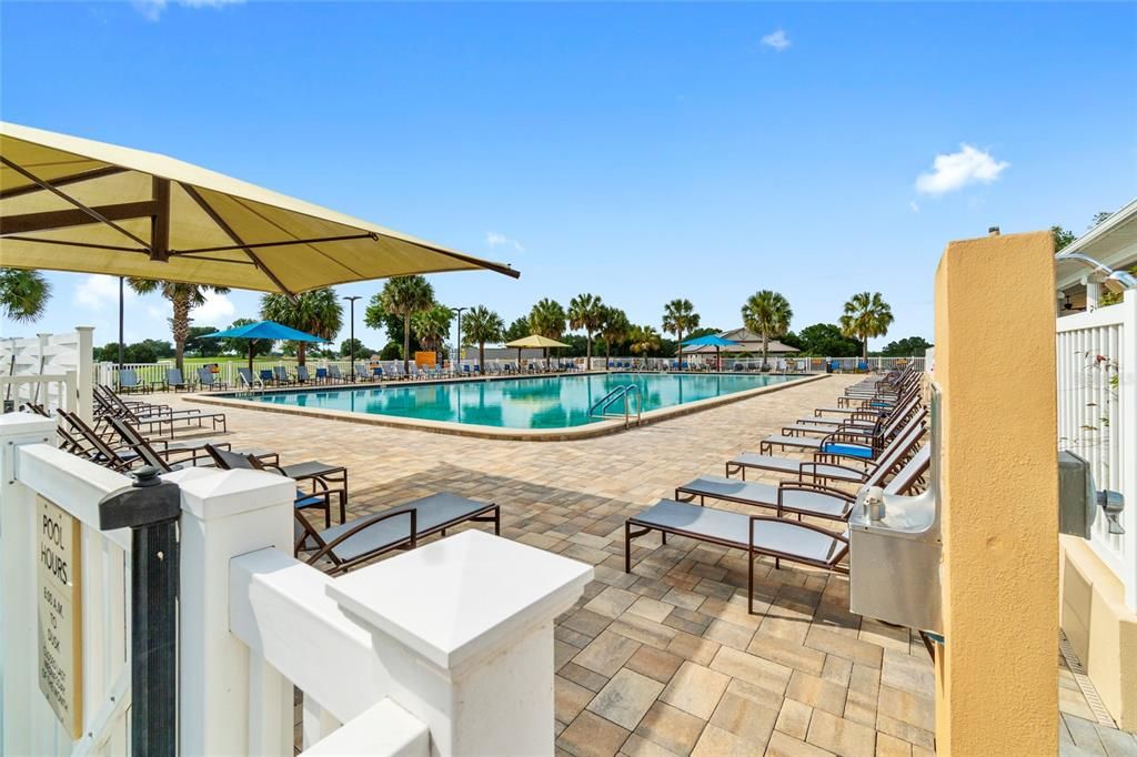 For Sale: $245,000 (2 beds, 2 baths, 2015 Square Feet)