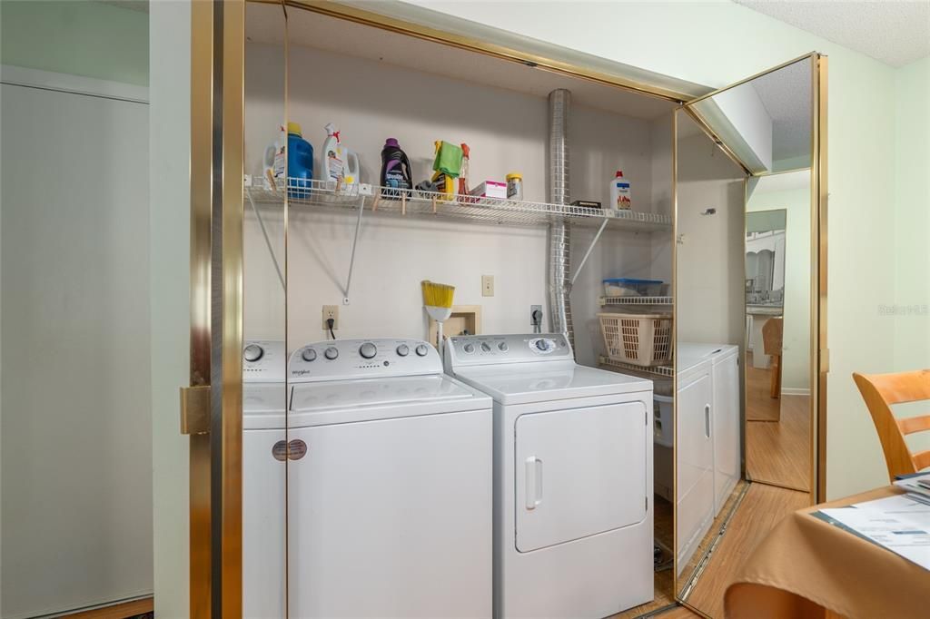 For Sale: $245,000 (2 beds, 2 baths, 2015 Square Feet)