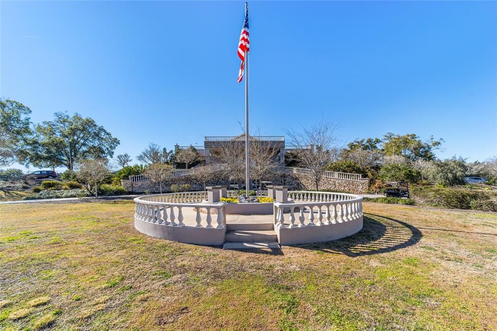 For Sale: $245,000 (2 beds, 2 baths, 2015 Square Feet)