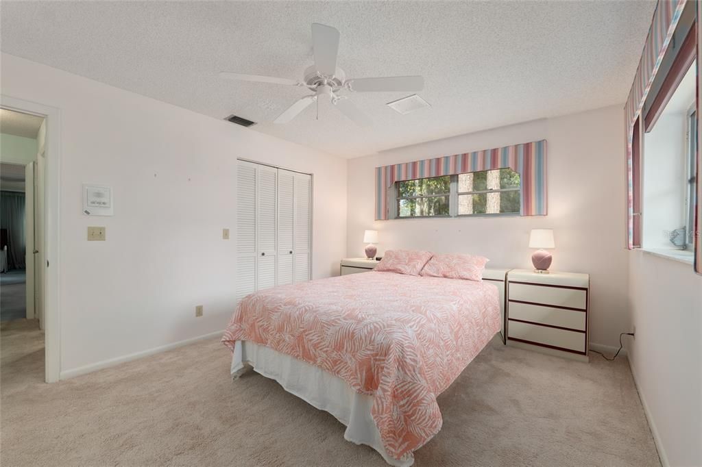 For Sale: $245,000 (2 beds, 2 baths, 2015 Square Feet)