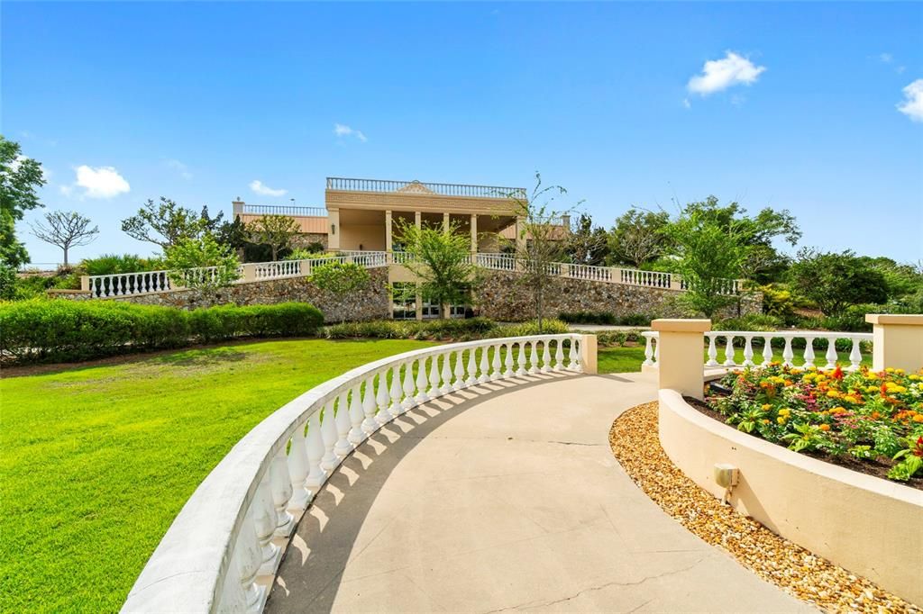 For Sale: $245,000 (2 beds, 2 baths, 2015 Square Feet)