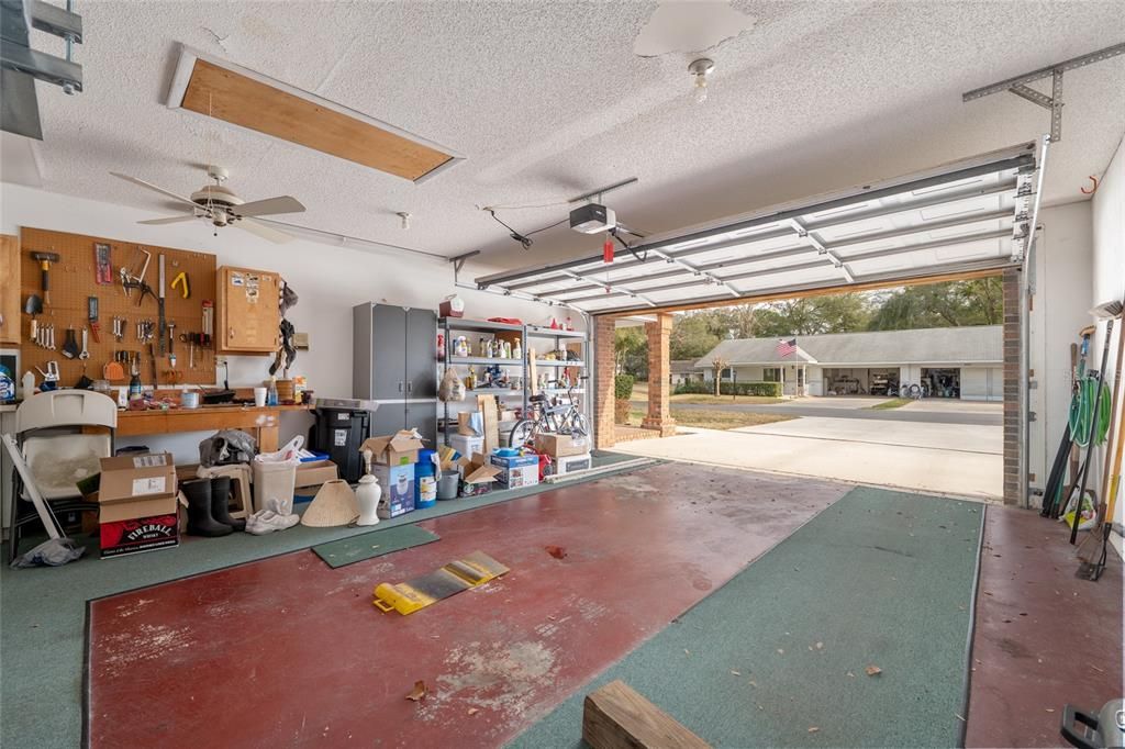 For Sale: $245,000 (2 beds, 2 baths, 2015 Square Feet)