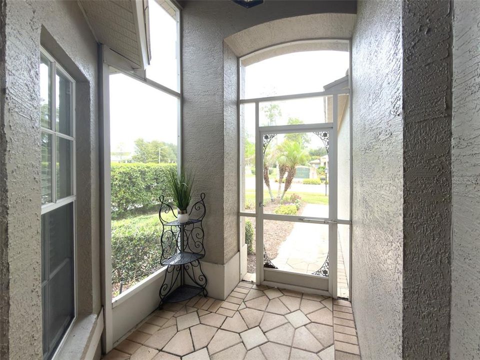 For Sale: $289,000 (3 beds, 2 baths, 1603 Square Feet)