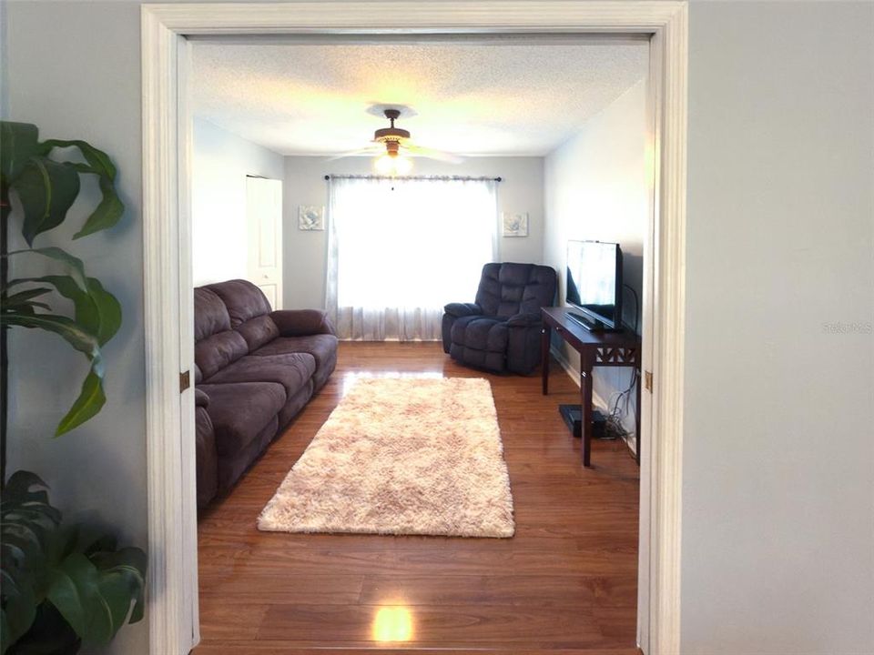 For Sale: $289,000 (3 beds, 2 baths, 1603 Square Feet)