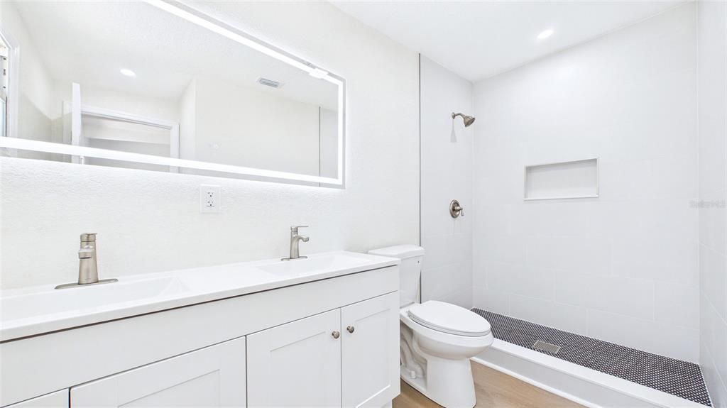 For Sale: $439,990 (3 beds, 2 baths, 1152 Square Feet)