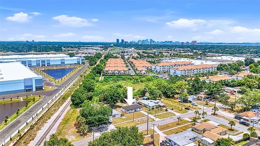 For Sale: $439,990 (3 beds, 2 baths, 1152 Square Feet)