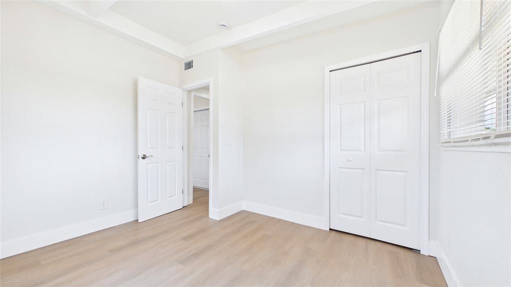 For Sale: $439,990 (3 beds, 2 baths, 1152 Square Feet)