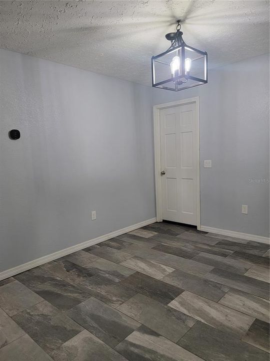 For Sale: $399,900 (4 beds, 2 baths, 1784 Square Feet)