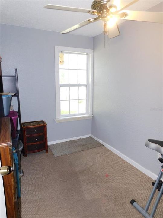 For Sale: $105,000 (3 beds, 1 baths, 768 Square Feet)