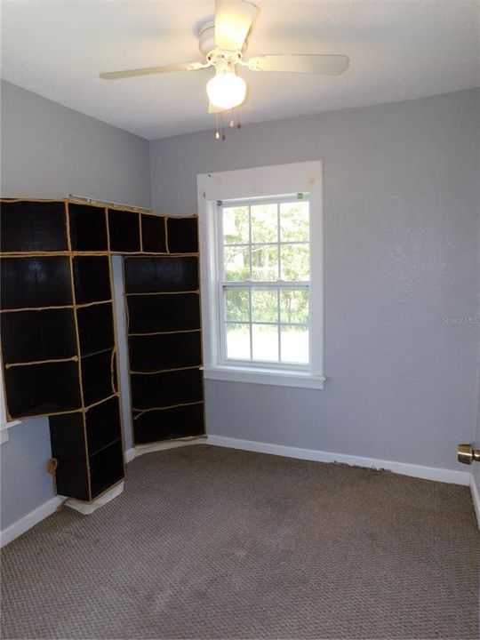 For Sale: $105,000 (3 beds, 1 baths, 768 Square Feet)