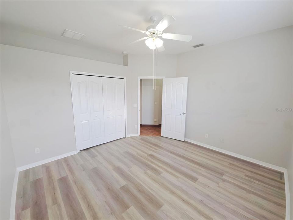 For Sale: $300,500 (3 beds, 2 baths, 1715 Square Feet)