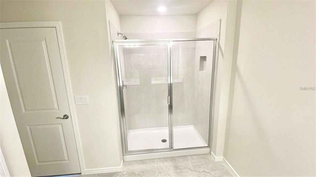 En Venta: $340,000 (3 camas, 2 baños, 1699 Pies cuadrados)