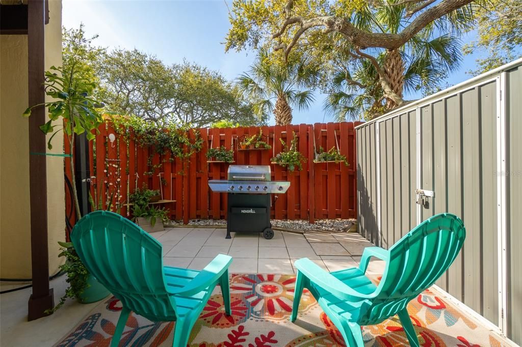 For Sale: $375,000 (2 beds, 2 baths, 1178 Square Feet)