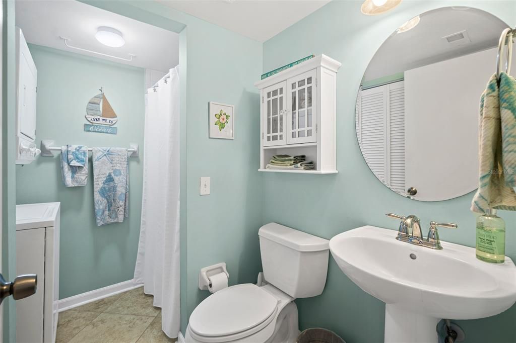 For Sale: $375,000 (2 beds, 2 baths, 1178 Square Feet)