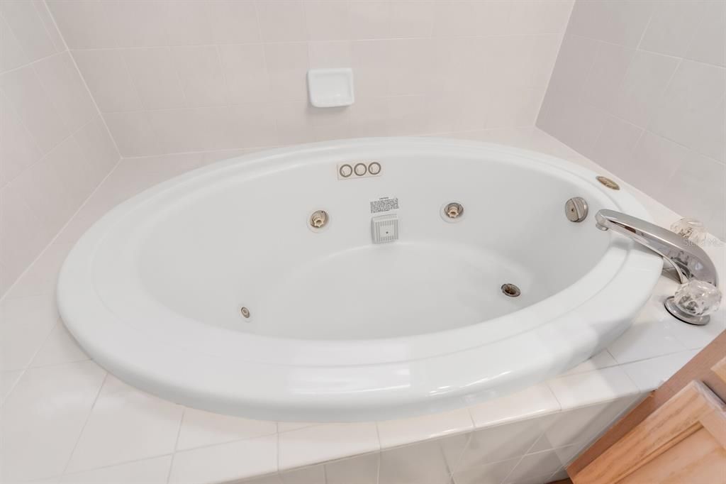 En Venta: $350,000 (3 camas, 2 baños, 1585 Pies cuadrados)