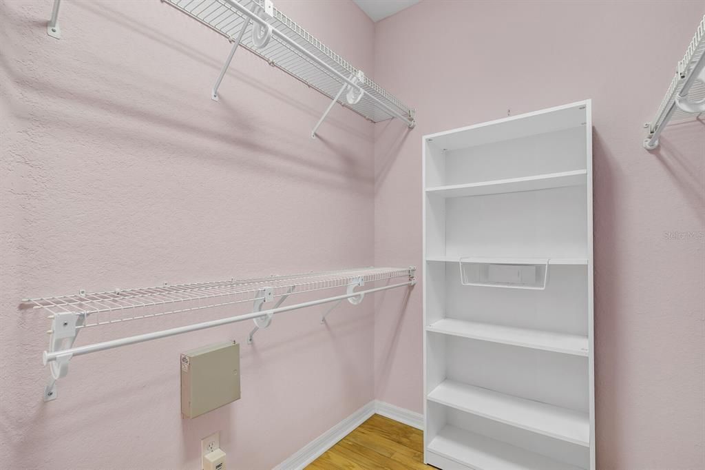 En Venta: $350,000 (3 camas, 2 baños, 1585 Pies cuadrados)