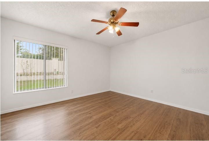 For Sale: $265,000 (2 beds, 2 baths, 1316 Square Feet)