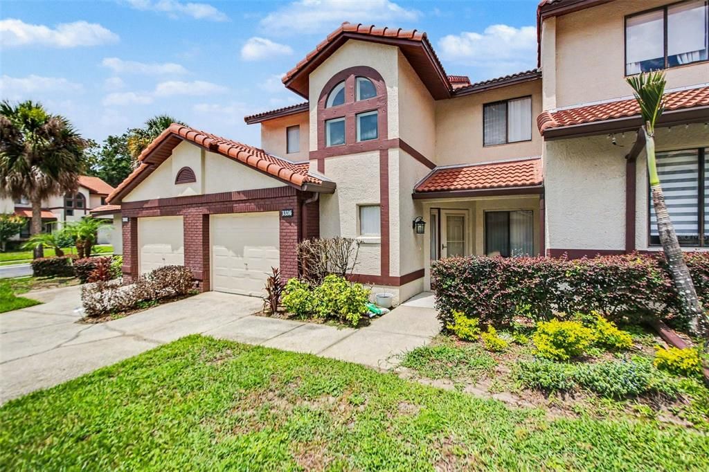 For Sale: $265,000 (2 beds, 2 baths, 1316 Square Feet)