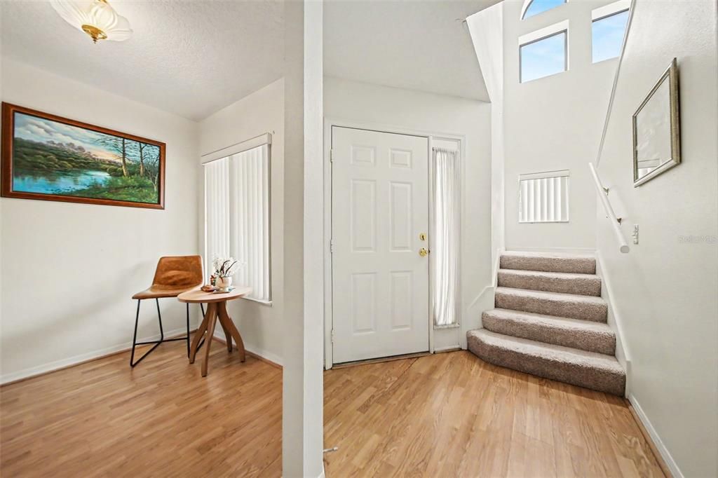For Sale: $265,000 (2 beds, 2 baths, 1316 Square Feet)