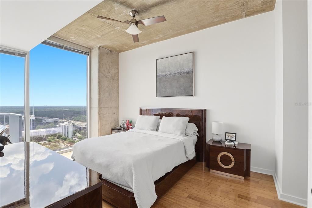 For Sale: $400,000 (2 beds, 2 baths, 1263 Square Feet)