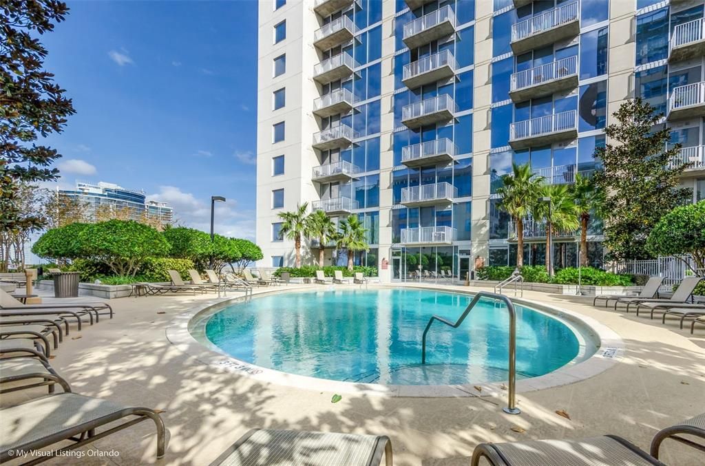 For Sale: $400,000 (2 beds, 2 baths, 1263 Square Feet)