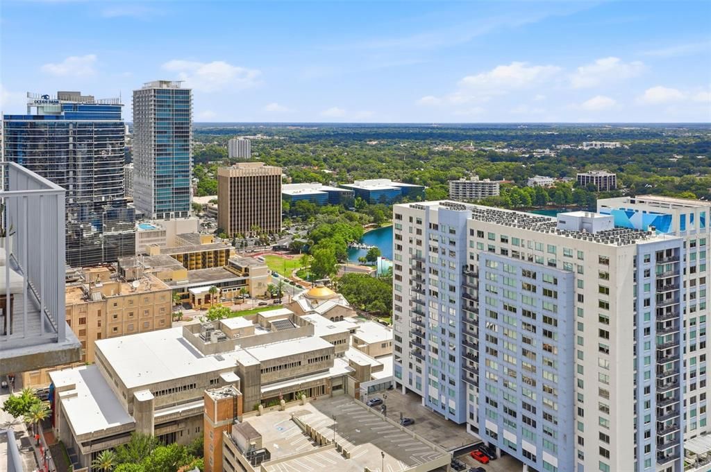 For Sale: $400,000 (2 beds, 2 baths, 1263 Square Feet)