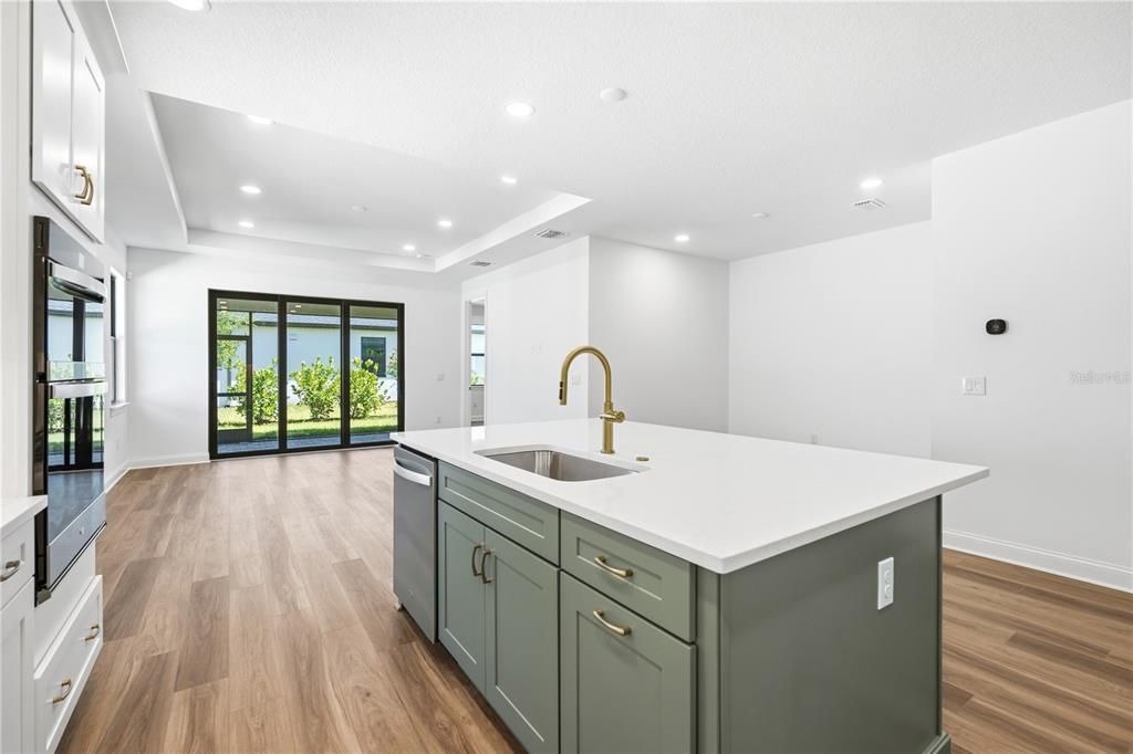 En Venta: $379,000 (3 camas, 2 baños, 1618 Pies cuadrados)