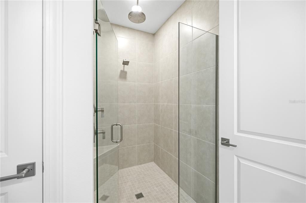 En Venta: $379,000 (3 camas, 2 baños, 1618 Pies cuadrados)