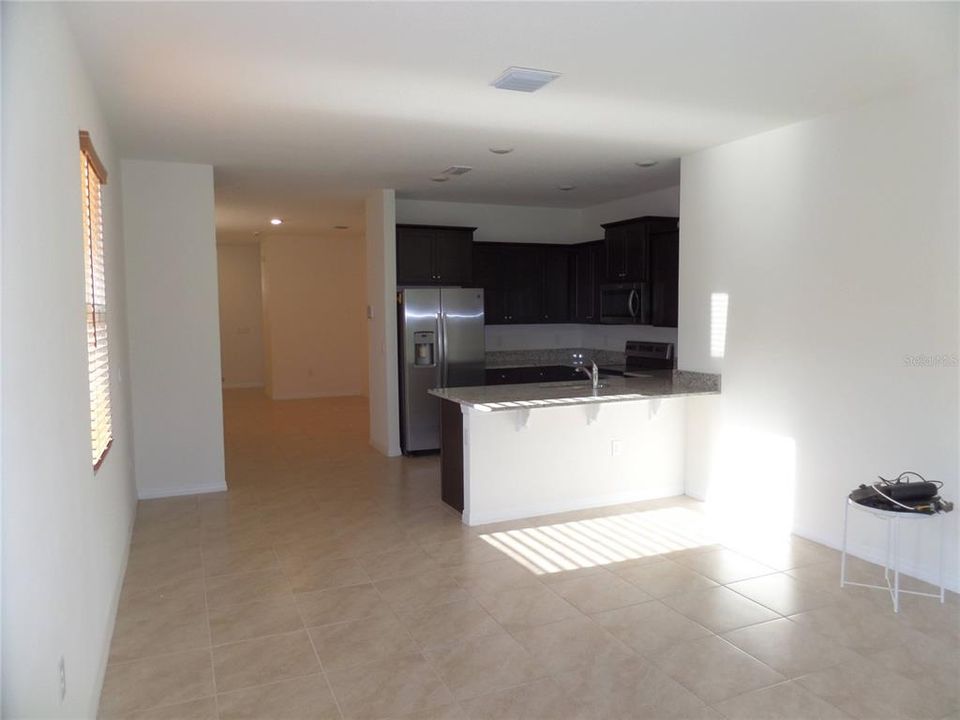 В аренду: $1,949 (3 спален, 2 ванн, 1504 Квадратных фут)