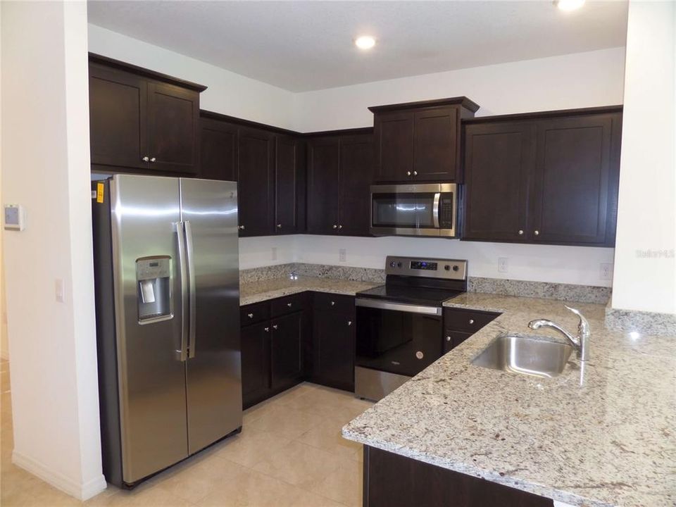 В аренду: $1,949 (3 спален, 2 ванн, 1504 Квадратных фут)