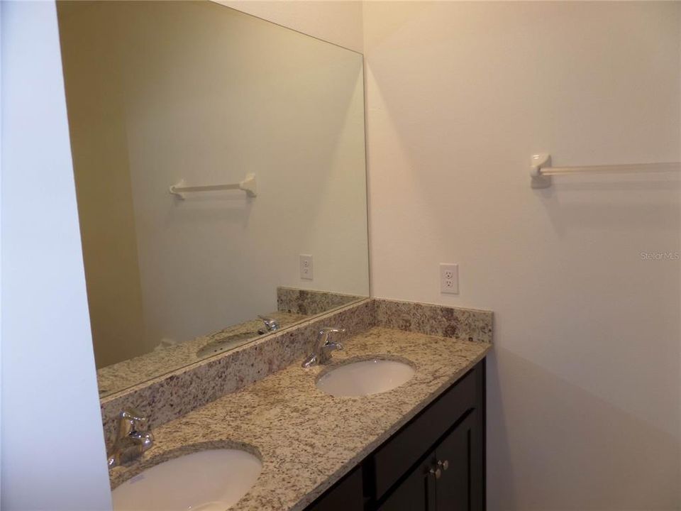 В аренду: $1,949 (3 спален, 2 ванн, 1504 Квадратных фут)