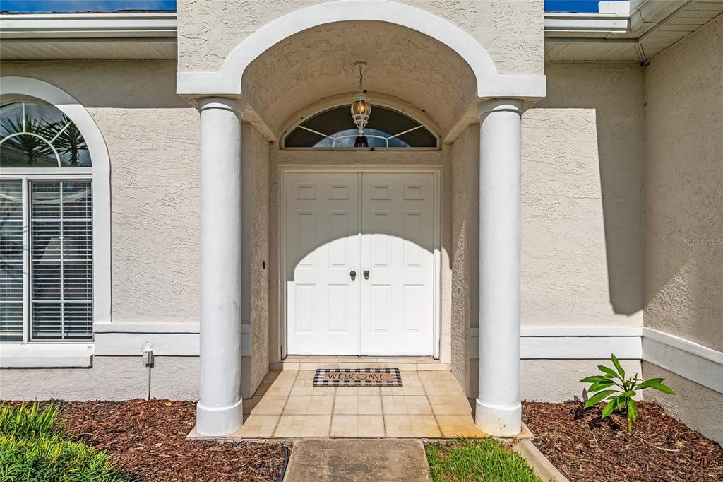 Active With Contract: $279,900 (3 beds, 2 baths, 1813 Square Feet)