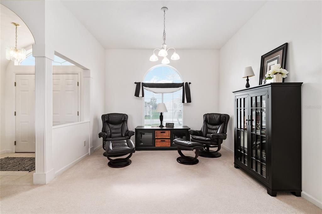 Active With Contract: $279,900 (3 beds, 2 baths, 1813 Square Feet)