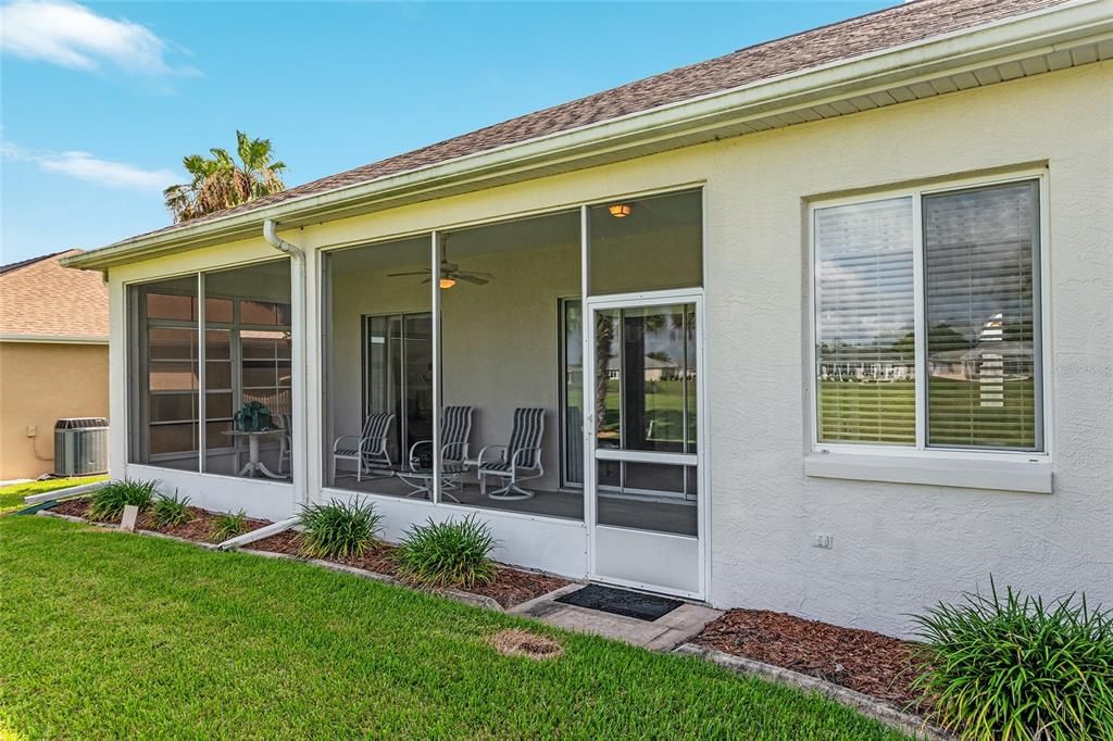 Active With Contract: $279,900 (3 beds, 2 baths, 1813 Square Feet)