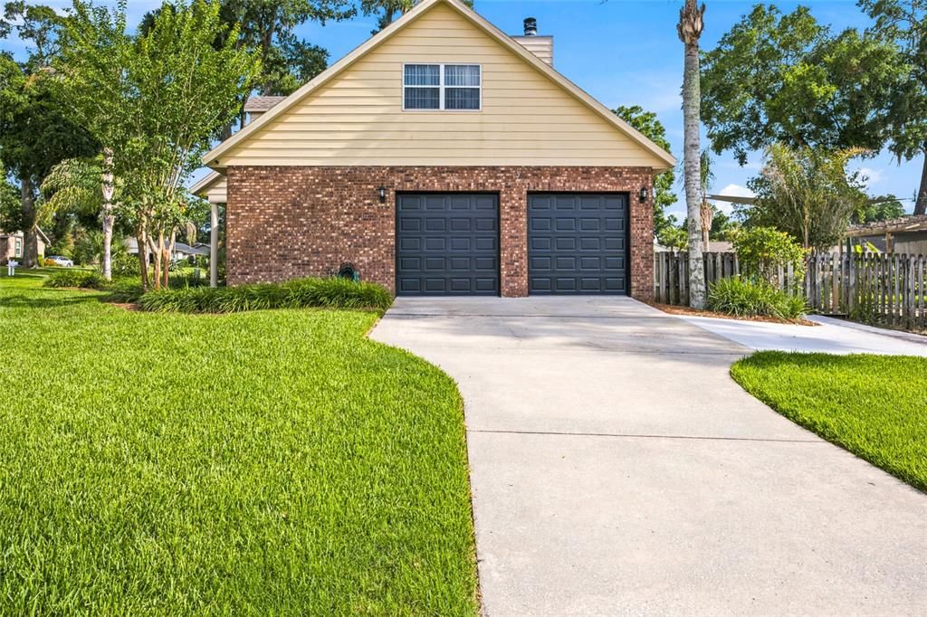 For Sale: $665,000 (4 beds, 3 baths, 3000 Square Feet)