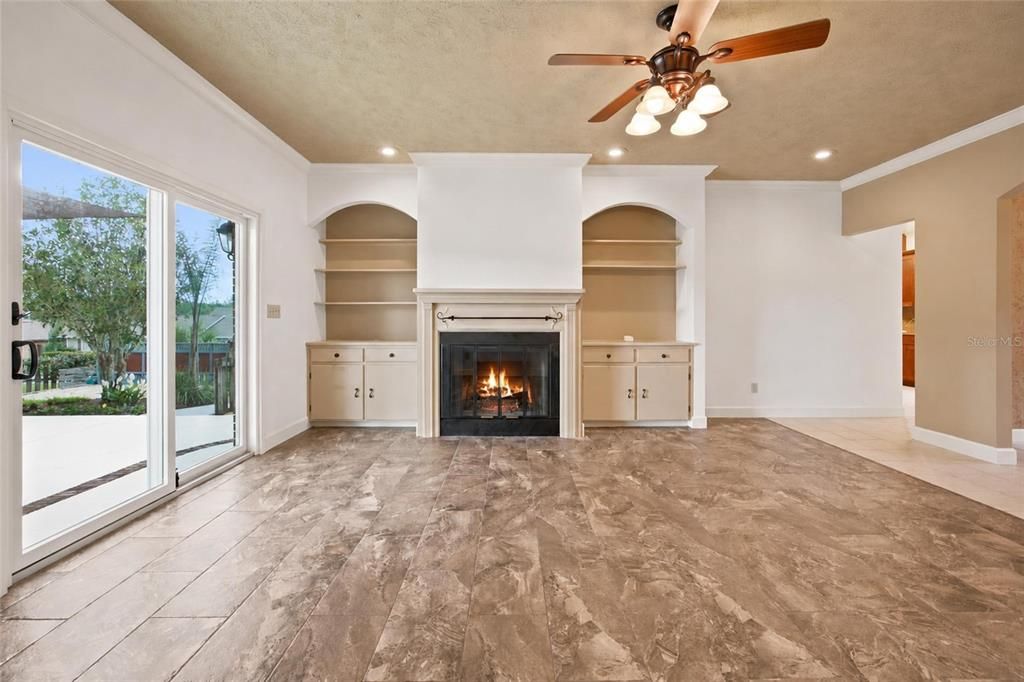 For Sale: $665,000 (4 beds, 3 baths, 3000 Square Feet)