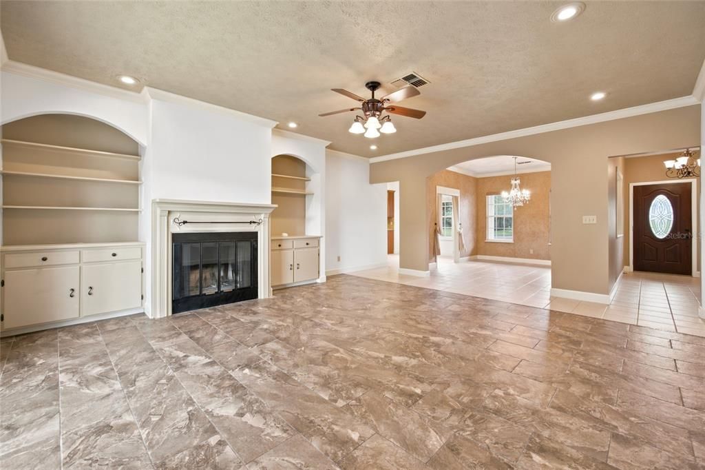 For Sale: $665,000 (4 beds, 3 baths, 3000 Square Feet)