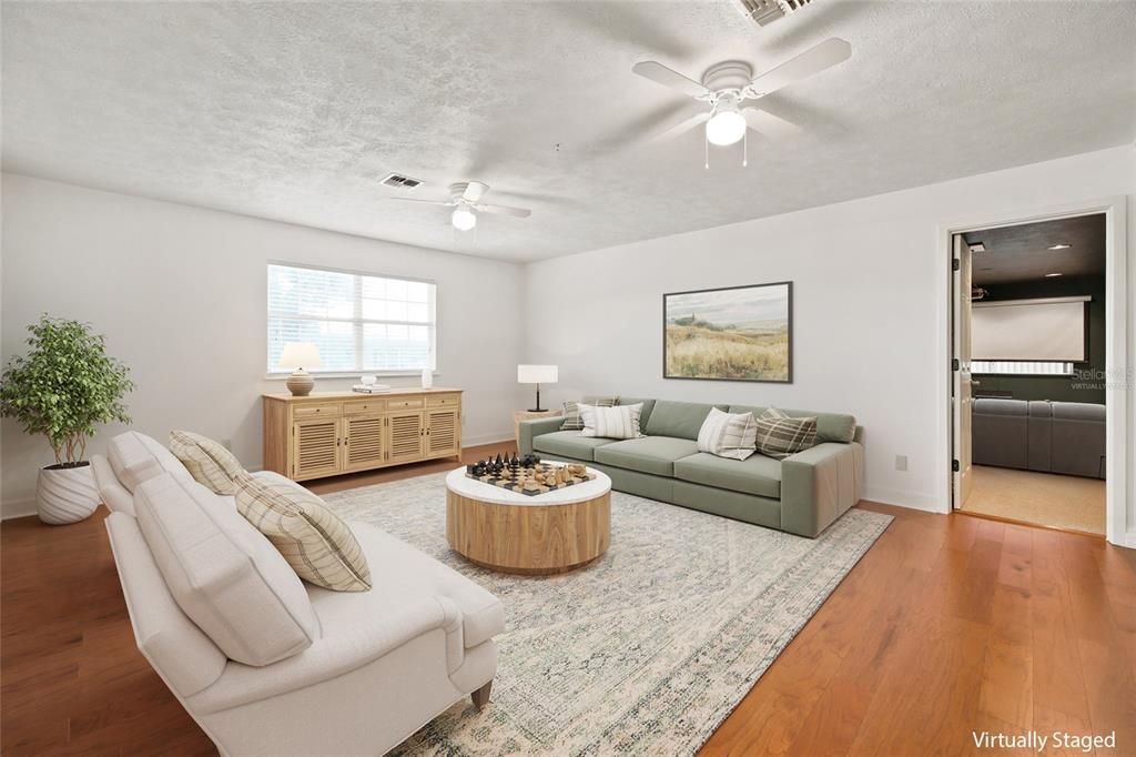 For Sale: $665,000 (4 beds, 3 baths, 3000 Square Feet)