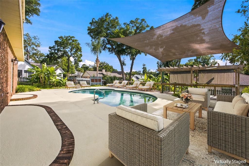 For Sale: $665,000 (4 beds, 3 baths, 3000 Square Feet)