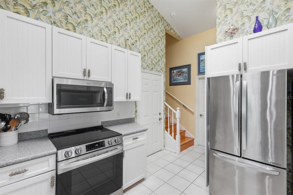 For Sale: $699,000 (3 beds, 3 baths, 1773 Square Feet)