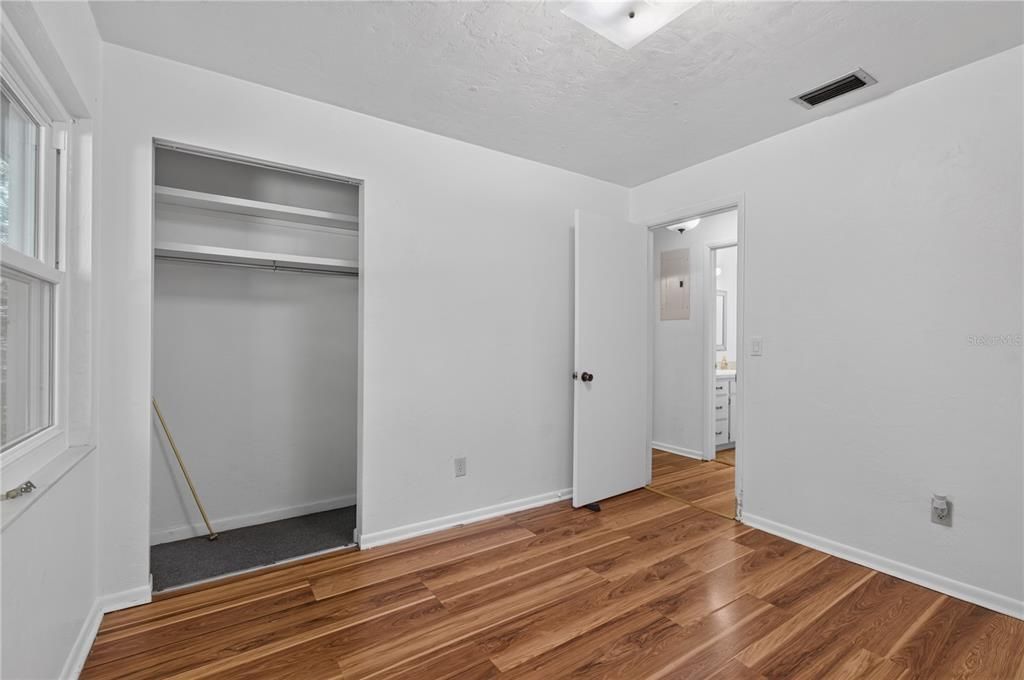 En Venta: $245,000 (3 camas, 2 baños, 1170 Pies cuadrados)