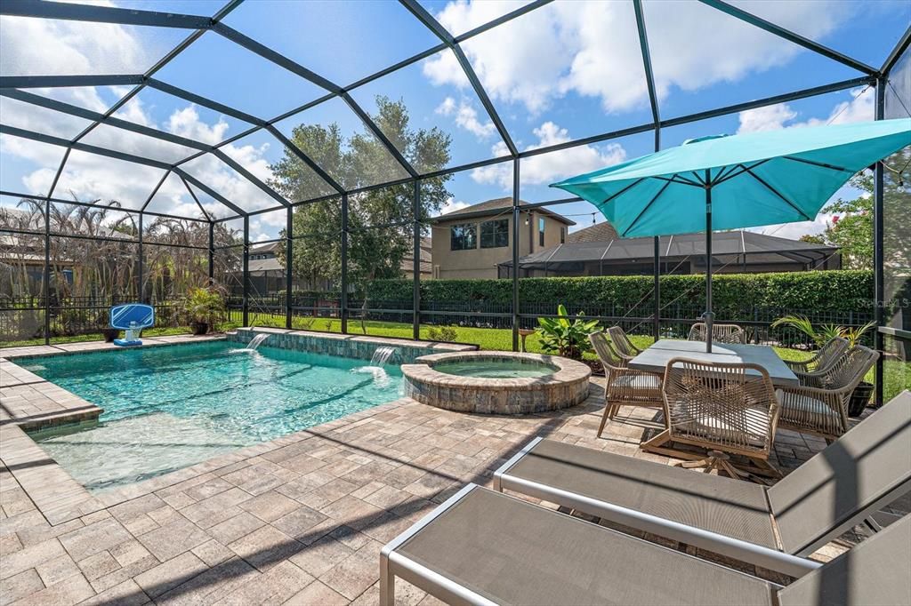 En Venta: $620,000 (3 camas, 2 baños, 2779 Pies cuadrados)