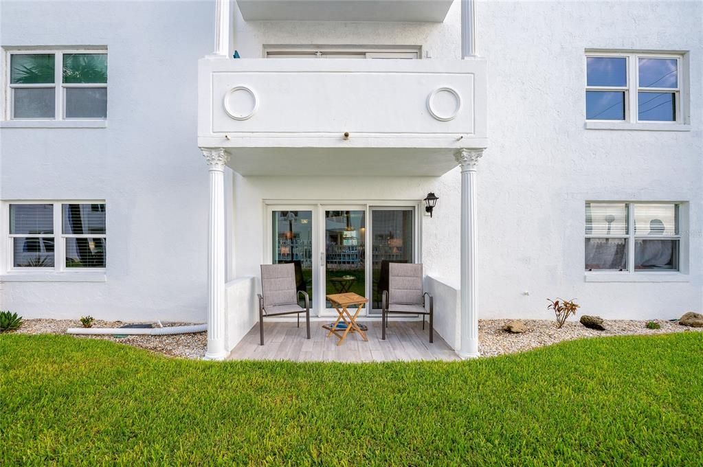 For Sale: $249,000 (2 beds, 2 baths, 1175 Square Feet)
