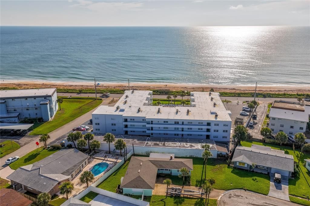 For Sale: $249,000 (2 beds, 2 baths, 1175 Square Feet)