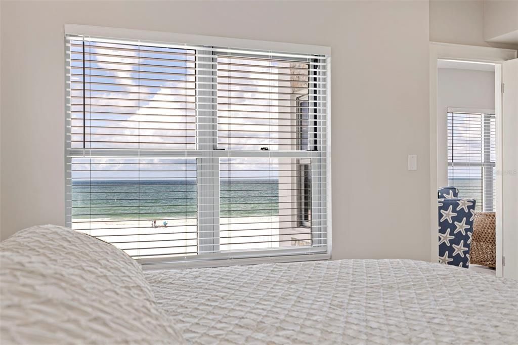 For Rent: $4,500 (2 beds, 2 baths, 1500 Square Feet)