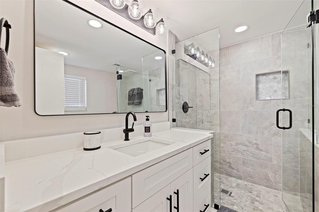 For Rent: $4,500 (2 beds, 2 baths, 1500 Square Feet)